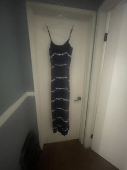 Long Summer Dress With Front Ruffle 