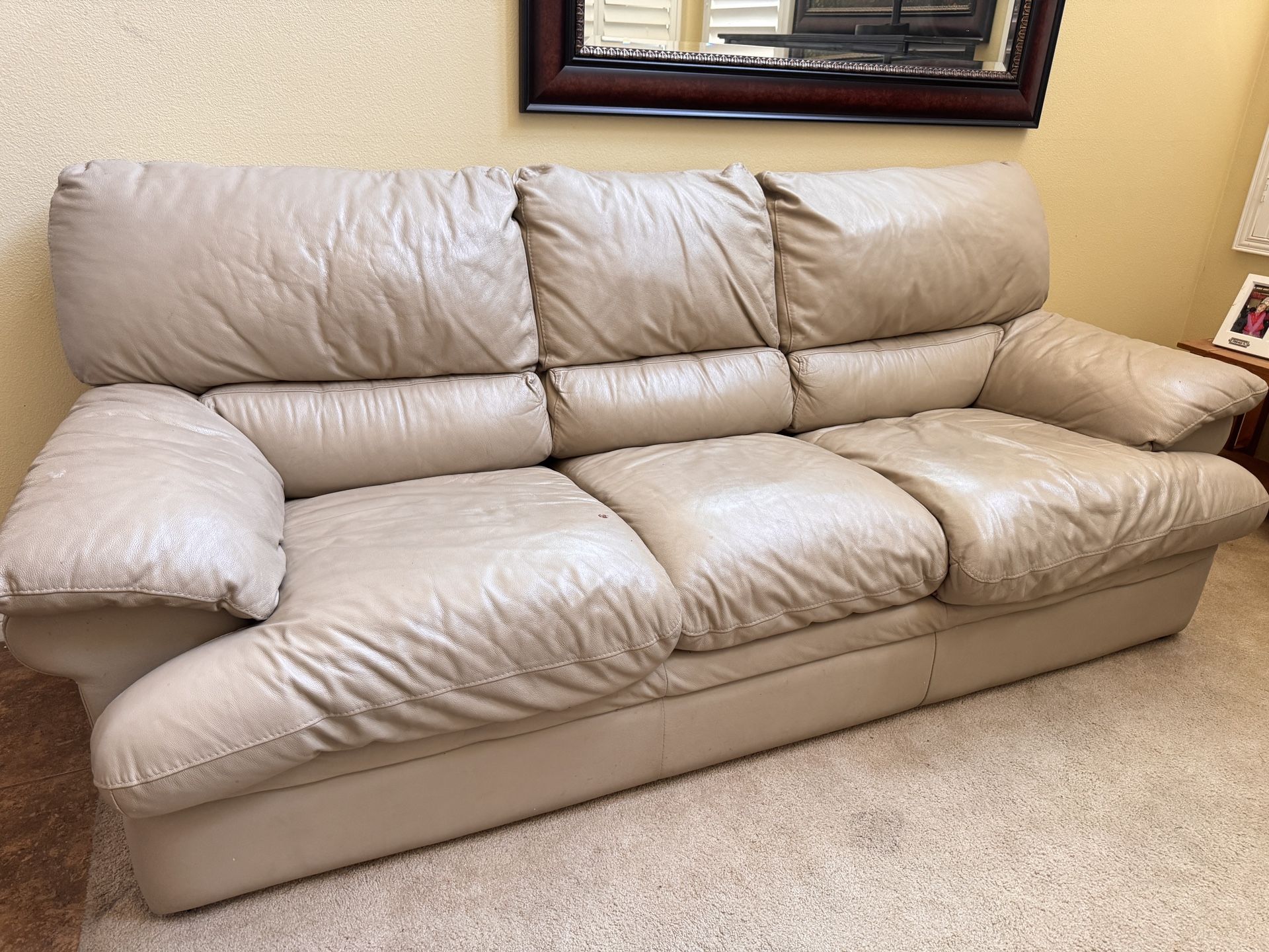 Moving Sales Sofa And Sofa Bed