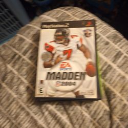 PS2 MADDEN NFL 2004 2 Available $25 Esch