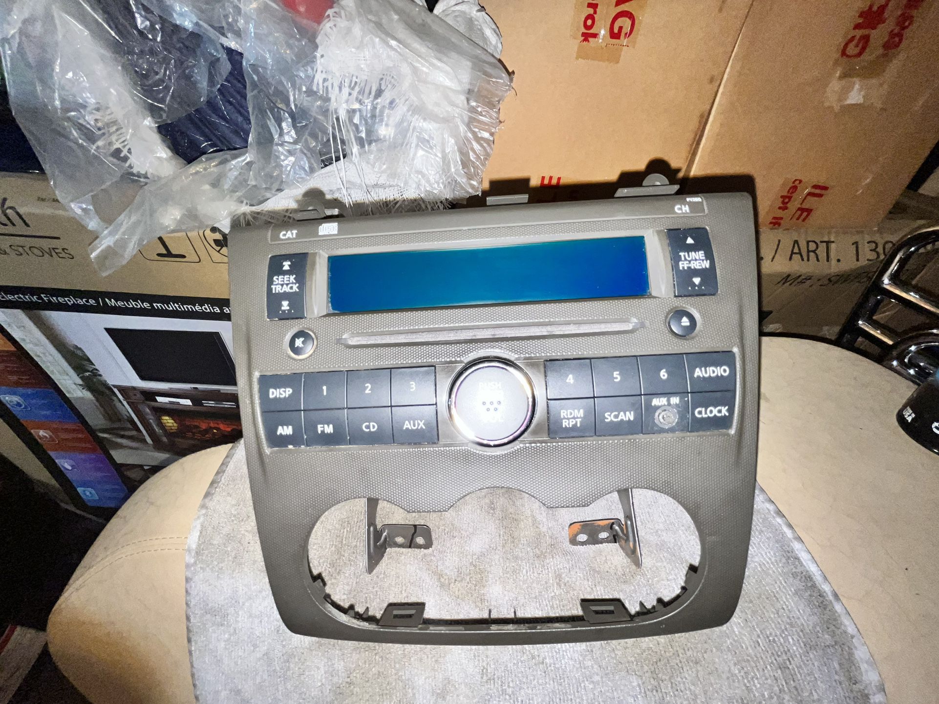 2012 Nissan 2.5 S Stereo System 