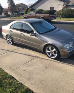 2004 Mercedes-Benz C-Class
