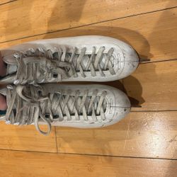 Ice Skates (Size 5) Riedell, Regular Skates