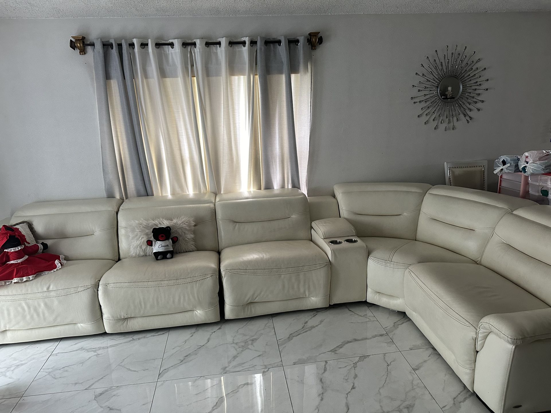 Leather sofa, three seat recline