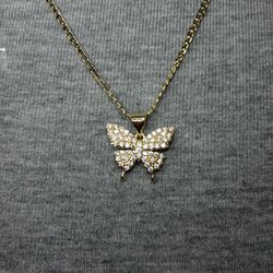 Beautiful necklace Small butterfly With chain 14K Gold Laminated 27$