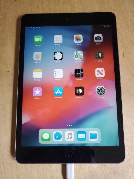 APPLE IPAD MINI 2 2ND GEN TABLET A1489 GRAY