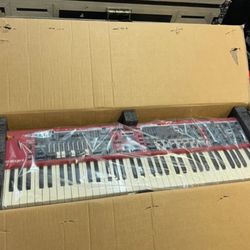 New Nord Stage 4 