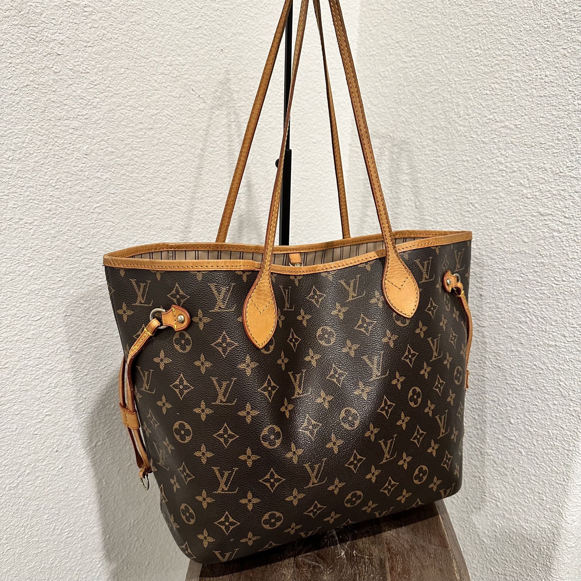LOUIS VUITTON Monogram Neo Neverfull MM Tote Bag