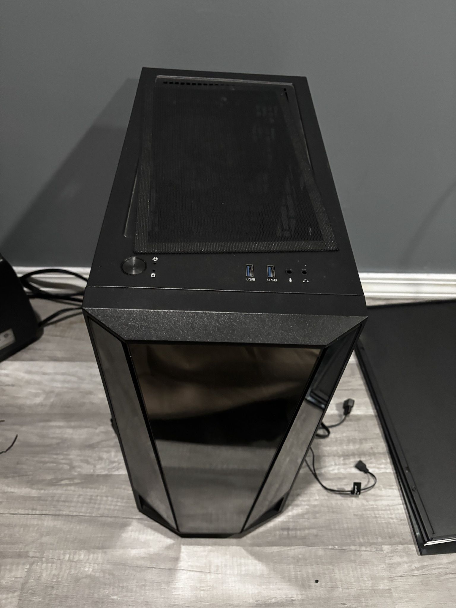 PC Case With Fans And LEDs 