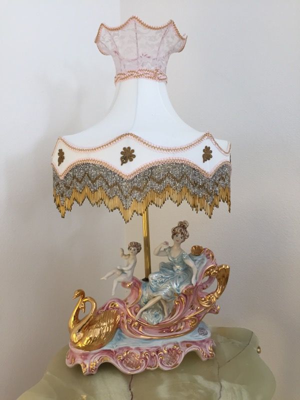 Azzolin Brothers Capodimonte-style lamp from Italy