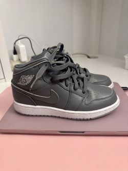 Air Jordan 1 Retro Sneakers