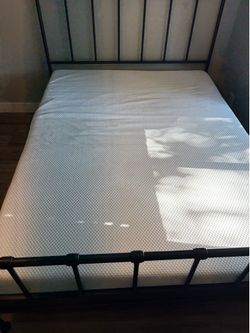 Queen bed