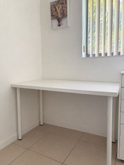 White Desk