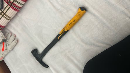 DeWalt Claw Hammer