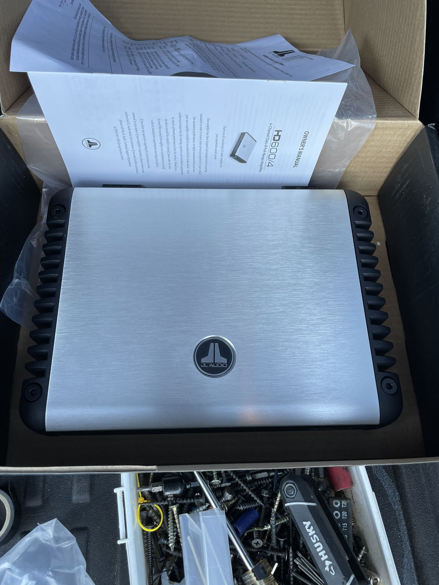 JL Audio Hd 600/4 New Amp $585