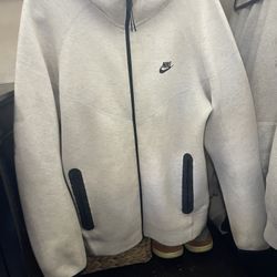 Nike Tech
