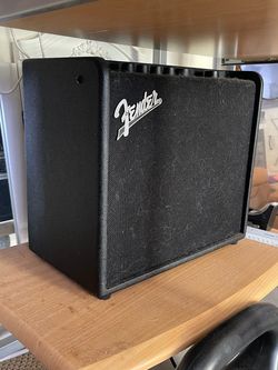 Fender Guitar Amplifier