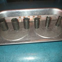 MAC TOOLS DOUBLE MAGNET TOOLS TRAY WITH  6 SNAP-ON IMPACT SOCKETS AND HOLDER. 