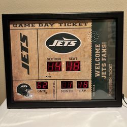 NFL New York Jets Scoreboard Digital Wall Clock with Bluetooth Speaker, Vintage Wall Decor 16”H X 20”L