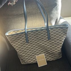 Large Michael Kors Purse