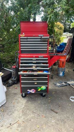 Husky rolling toolbox