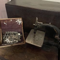 Antique Sewing Machine 