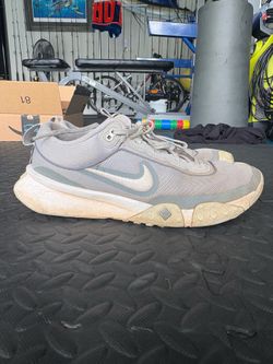 Used Nike Crater Impact Sneakers Gray/Tan