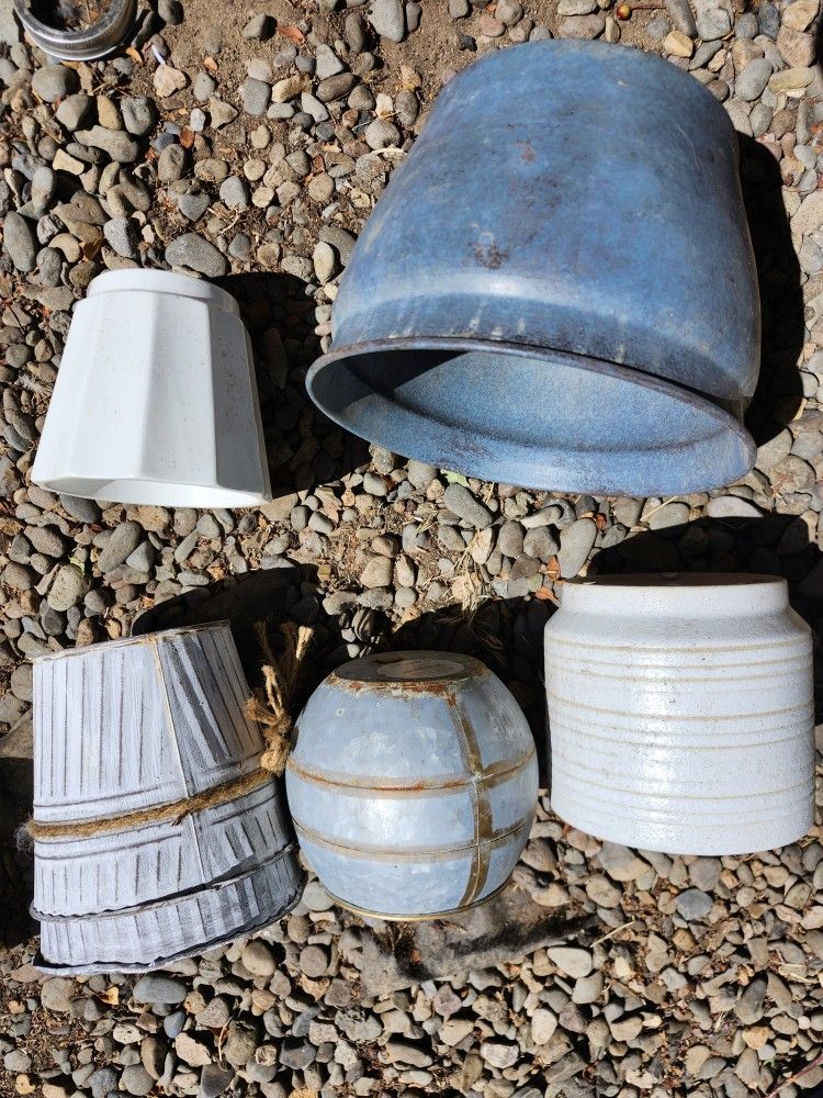 Ceramic/TerraCotta/ Metal Pots TAKE ASAP