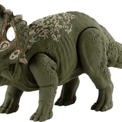 Jurassic World Toys Sound Strike Sinoceratops Dinosaur Figure, Strike Action, Sounds, Movable Joints, NEW