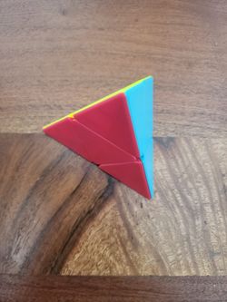Triangle Shape-changing 3D Puzzle