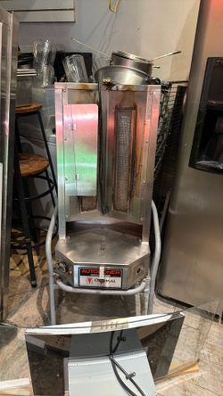 Vertical broiler