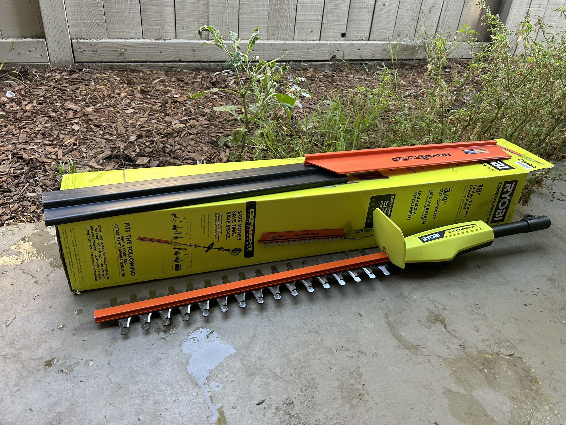 RYOBI Expand It 18 Universal Hedge Trimmer Attachment