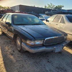 1992 CHEVY CAPRICE 350 MOTOR...ONLY PARTS..SOLO PARTES..8,3,2-5,4,0-1,3,3,3 EL TOPO 