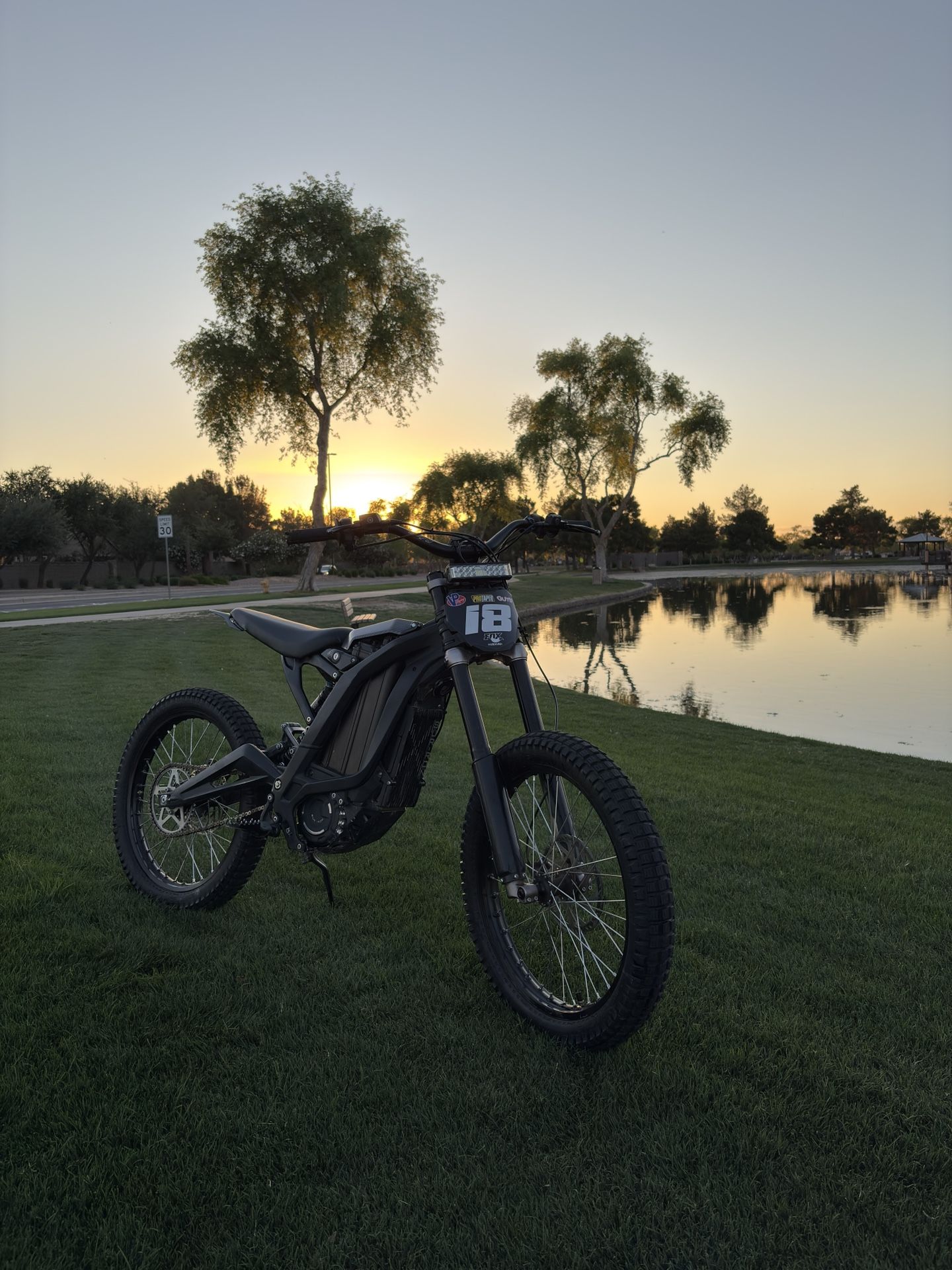 2022 Surron Light bee x