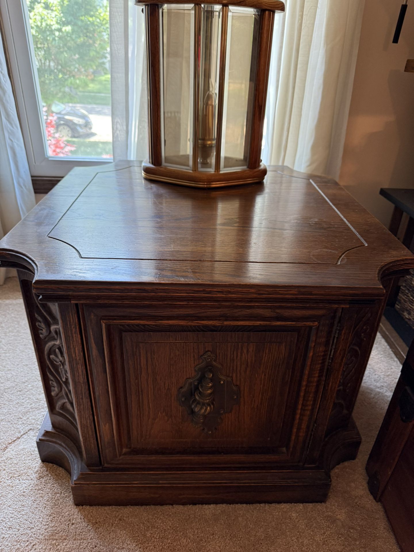End | Side Table | Very Well Made