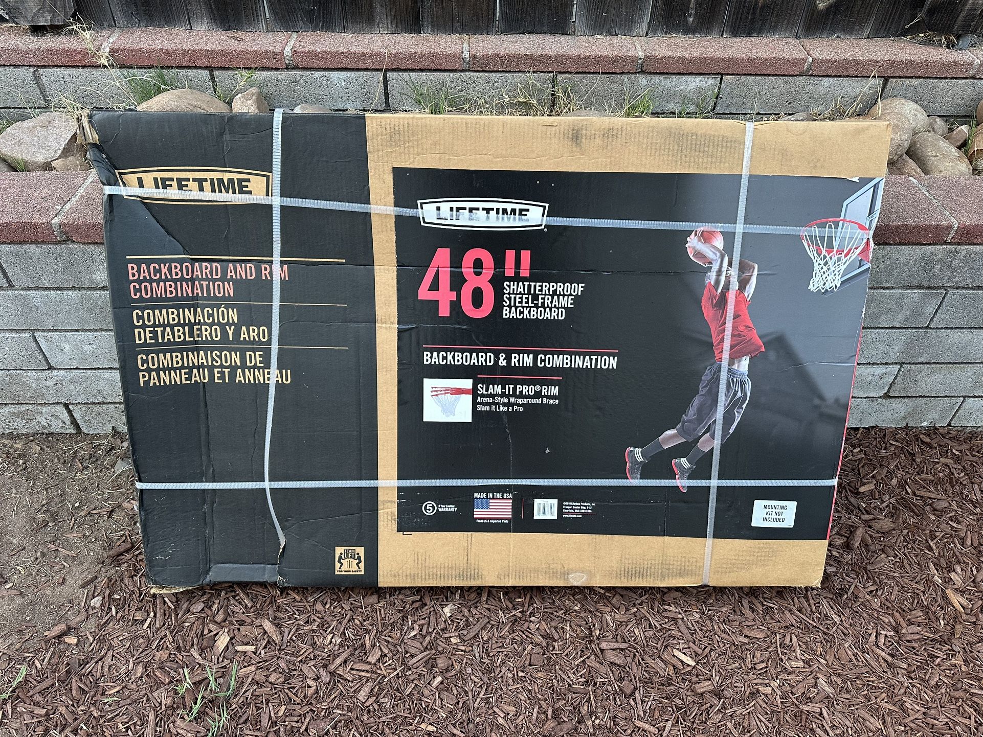 Lifetime 48” Basketball Hoop And Universal Mounting Kit