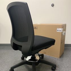 Brand New Computer Chair Office Chair Ergonomic Mesh Chair