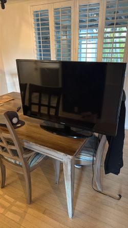 42 inch Samsung TV