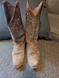 ValeriA WOMANS COWGIRL BOOTS