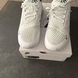 Men’s White Nike Air 270 10.5