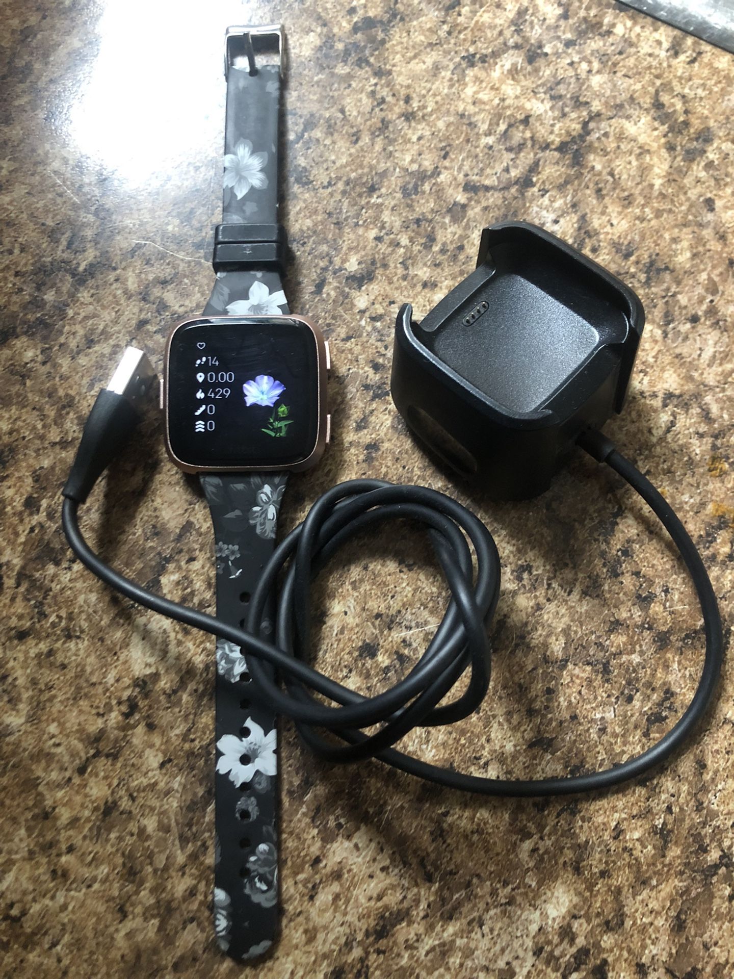 Fitbit Versa .