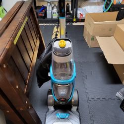 Bissel Pro Heat 2x Pet Revolution Carpet Cleaner