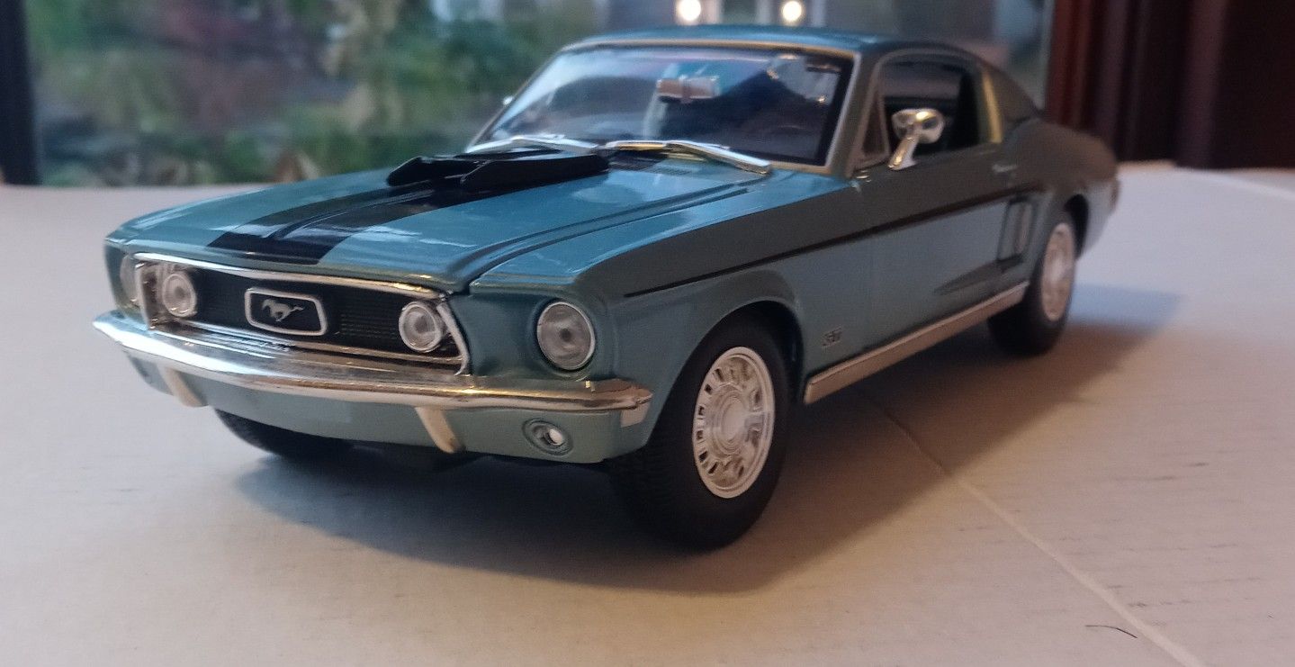 Die Cast Metal - 1968 Ford Mustang GT - New Condition -