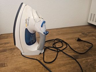Black & Decker Prestige Steam Iron