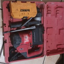 Milwaukee Corded Hammer 1-1/2" 110v