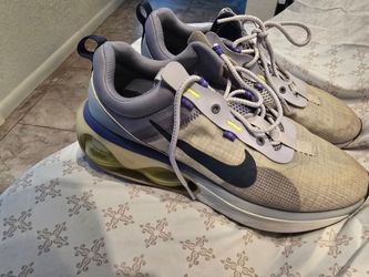 Nike Air Max size 15