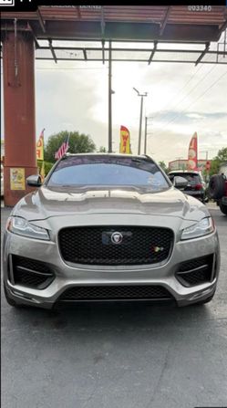 2019 Jaguar F-Pace