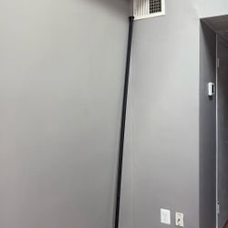 Adjustable Closet Rod