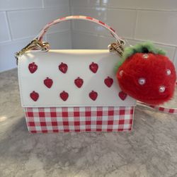 Betsey Johnson Red & White Gingham Strawberry Purse 🍓 