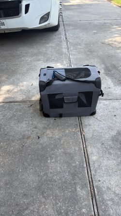 Pet carrier