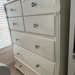 White Wood Dresser